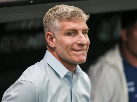 Torcida do Fortaleza se divide sobre culpa de Palermo no rebaixamento