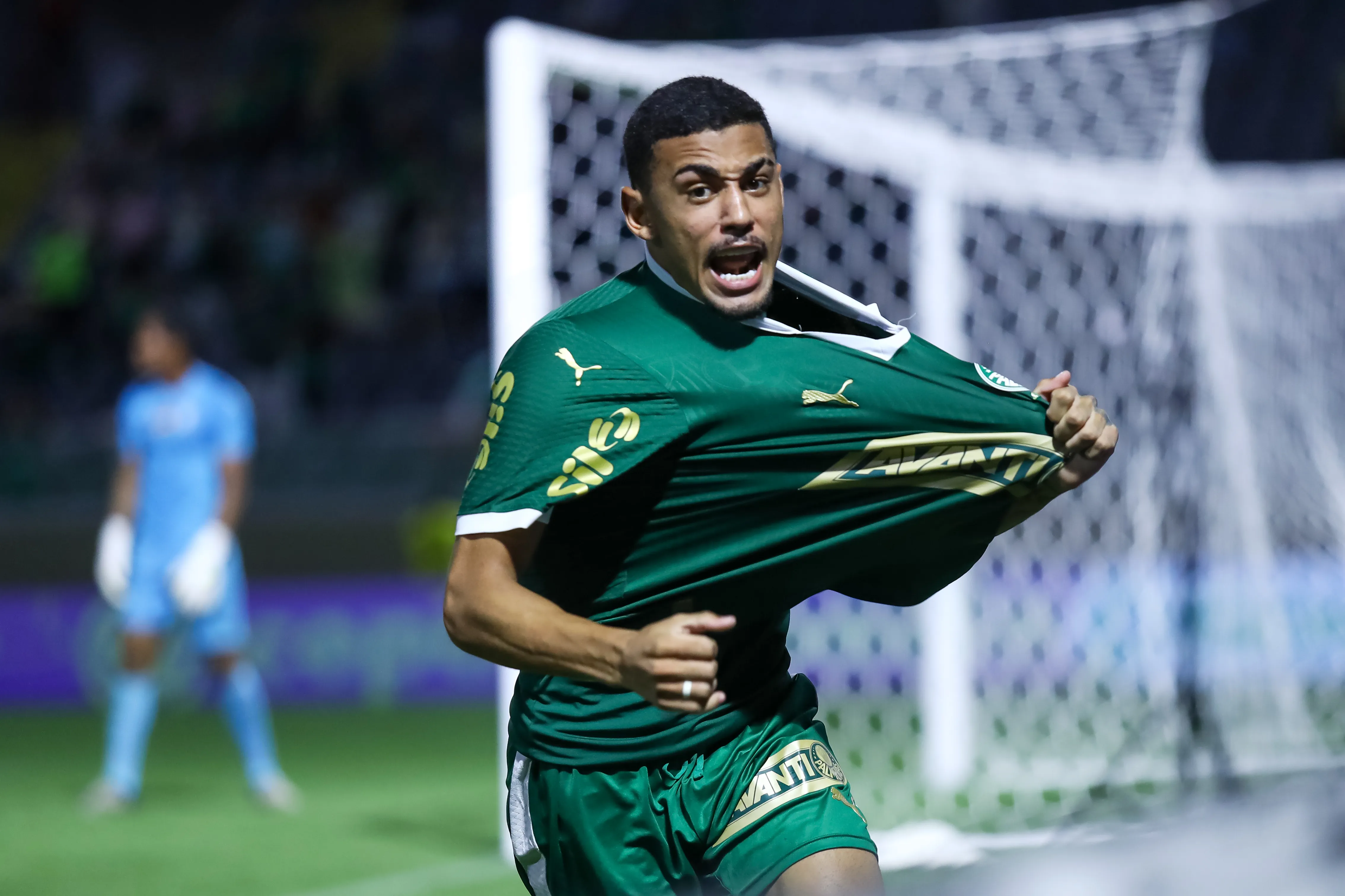 Riquelme Fillipi jogador do Palmeiras comemora seu gol durante partida contra o Gremio no estadio Arena Barueri pelo campeonato Copa Sao Paulo 2025. Foto: Marco Miatelo/AGIF