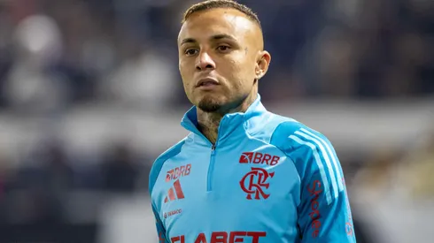 EWERTON CEBOLINHA, jogador do Flamengo durante partida contra o Bragantino no estádio Cícero De Souza Marques pelo campeonato Brasileiro A 2025. Foto: Joisel Amaral/AGIF