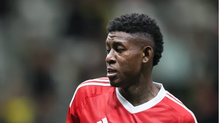 Vitão, jogador do Internacional