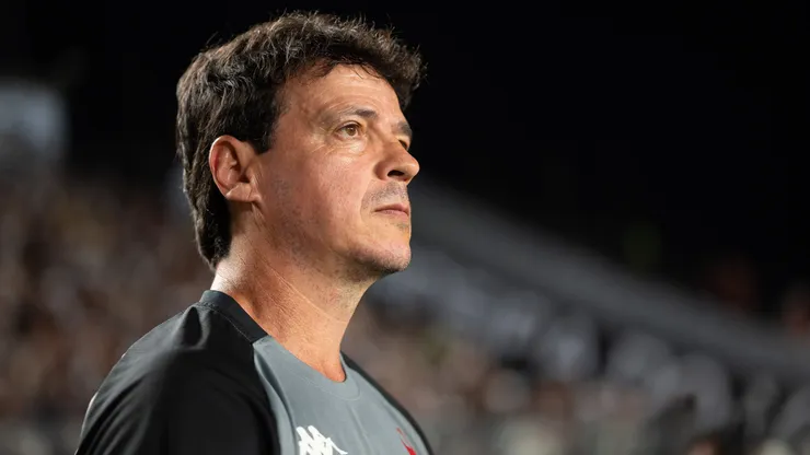 Fernando Diniz vive dilema para escalar o Vasco contra o Atlético-MG