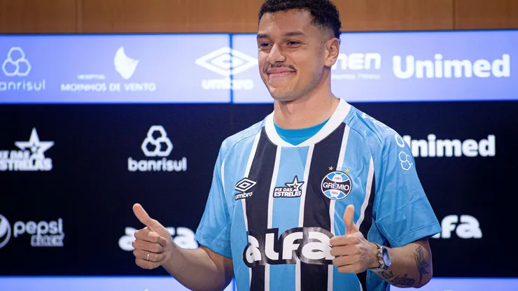 Enzo não continua no Grêmio. Foto: Maxi Franzoi/AGIF