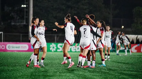 Flamengo goleia o Aliança-Go e assume a liderança do grupo A - Foto: Alexandre Battibugli/Ag. Paulistão