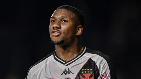 Leandrinho perdeu espaço com Diniz no Vasco.