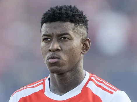 Flamengo volta no jogo e quer vencer concorrência do Palmeiras por Vitão