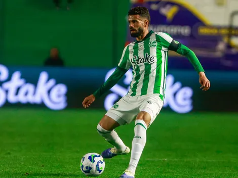 Athletico-PR volta a negociar com Jadson e Christian Oliva