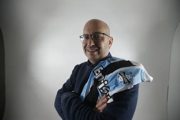 Comentarista Cesar Cidade Dias.
