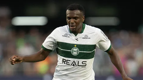 Jacy, zagueiro do Coritiba