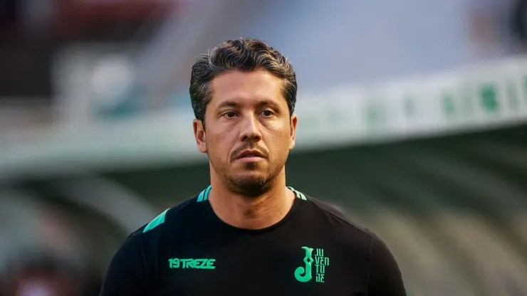Thiago Carpini pode pintar no Internacional. Foto: Luiz Erbes/AGIF