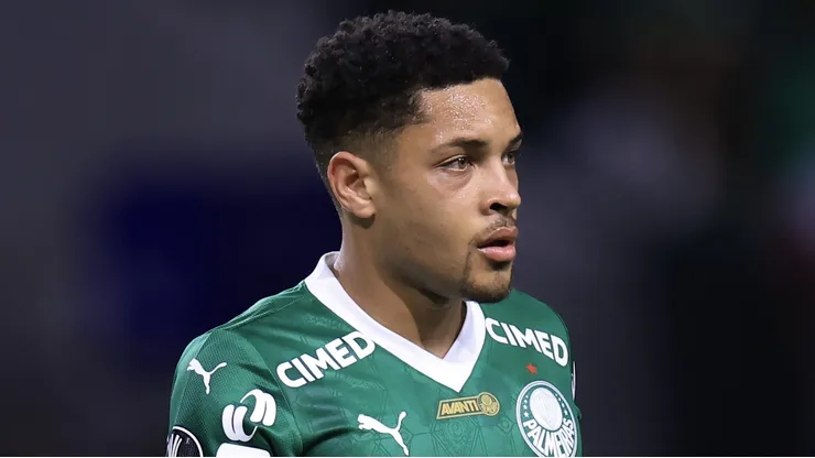 Vitor Roque, atacante do Palmeiras
