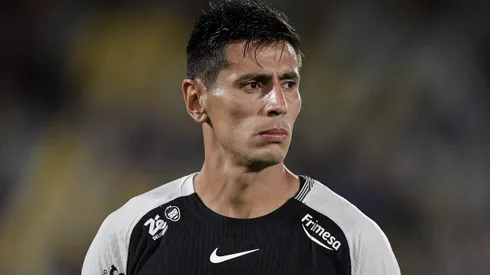 Angileri durante confronto contra o Fluminense no Campeonato Brasileiro de 2025.