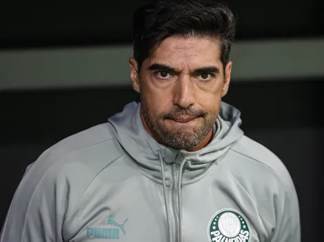 Torcida do Palmeiras pede demissão de Abel Ferreira