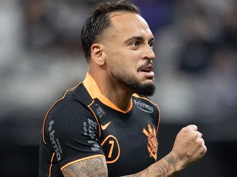 Maycon, do Corinthians, nega favoritismo do Cruzeiro na Copa do Brasil