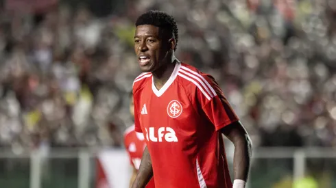Vitão jogador do Internacional durante partida contra o Maracanã no estádio Orlando Scarpelli pelo campeonato Copa Do Brasil 2025. Foto: Lucas Gabriel Cardoso/AGIF