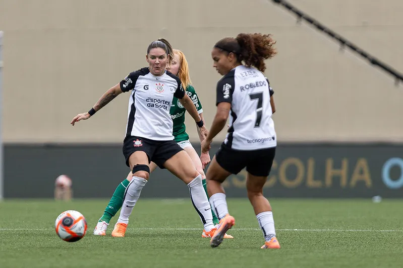Gabi Zanotti esteve em campo na partida de ida da final do Paulistão Feminino - Foto: Rebeca Reis/Ag Paulistão