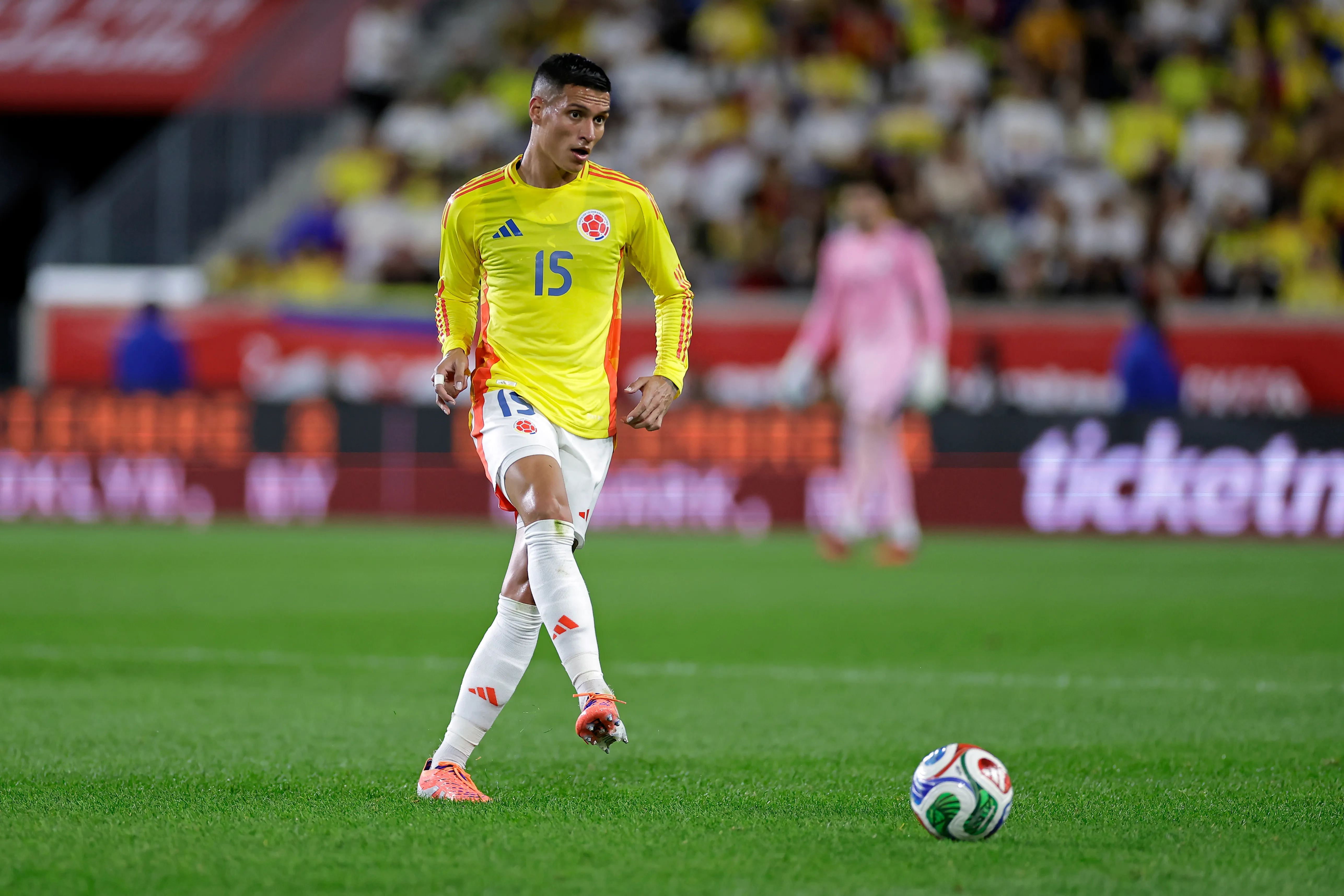 Juan Portilla durante partida amistosa entre Colômbia e Canadá em outubro de 2025. (Photo by Adam Hunger/Getty Images)