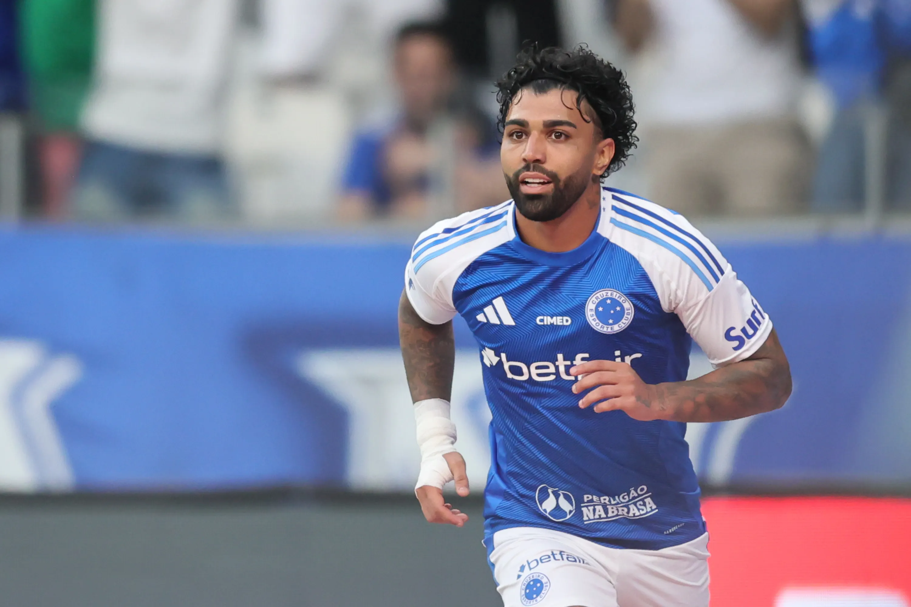 MG – BELO HORIZONTE – 20/07/2025 – BRASILEIRO A 2025, CRUZEIRO X JUVENTUDE – Gabriel Barbosa Gabigol jogador do Cruzeiro comemora seu gol durante partida contra o Juventude no estadio Mineirao pelo campeonato Brasileiro A 2025. Foto: Gilson Lobo/AGIF