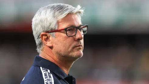 Odair Hellmann tecnico do Santos durante partida contra o Palmeiras no estadio Morumbi pelo campeonato Paulista 2023.