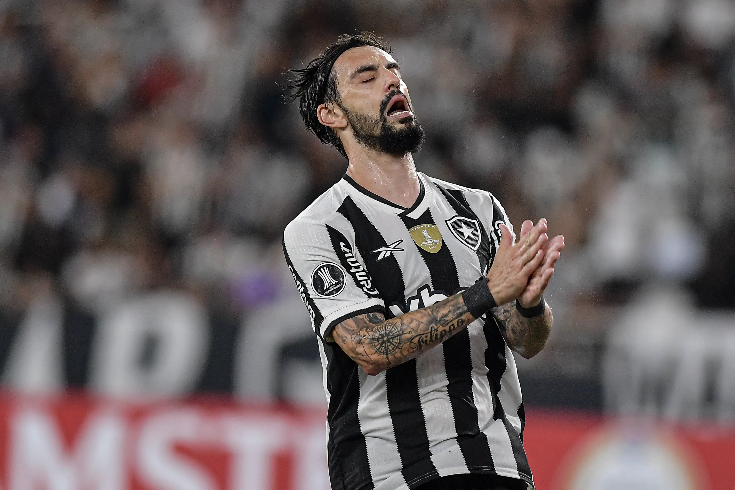 Mastriani durante partida contra o Carabobo na Libertadores de 2025. Foto: Thiago Ribeiro/AGIF