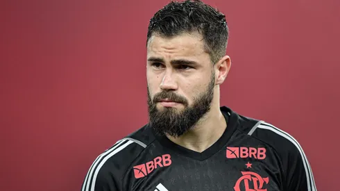 Matheus Cunha goleiro do Flamengo durante partida contra o Palmeiras no estadio Maracana pelo campeonato Brasileiro A 2024. Foto: Thiago Ribeiro/AGIF
