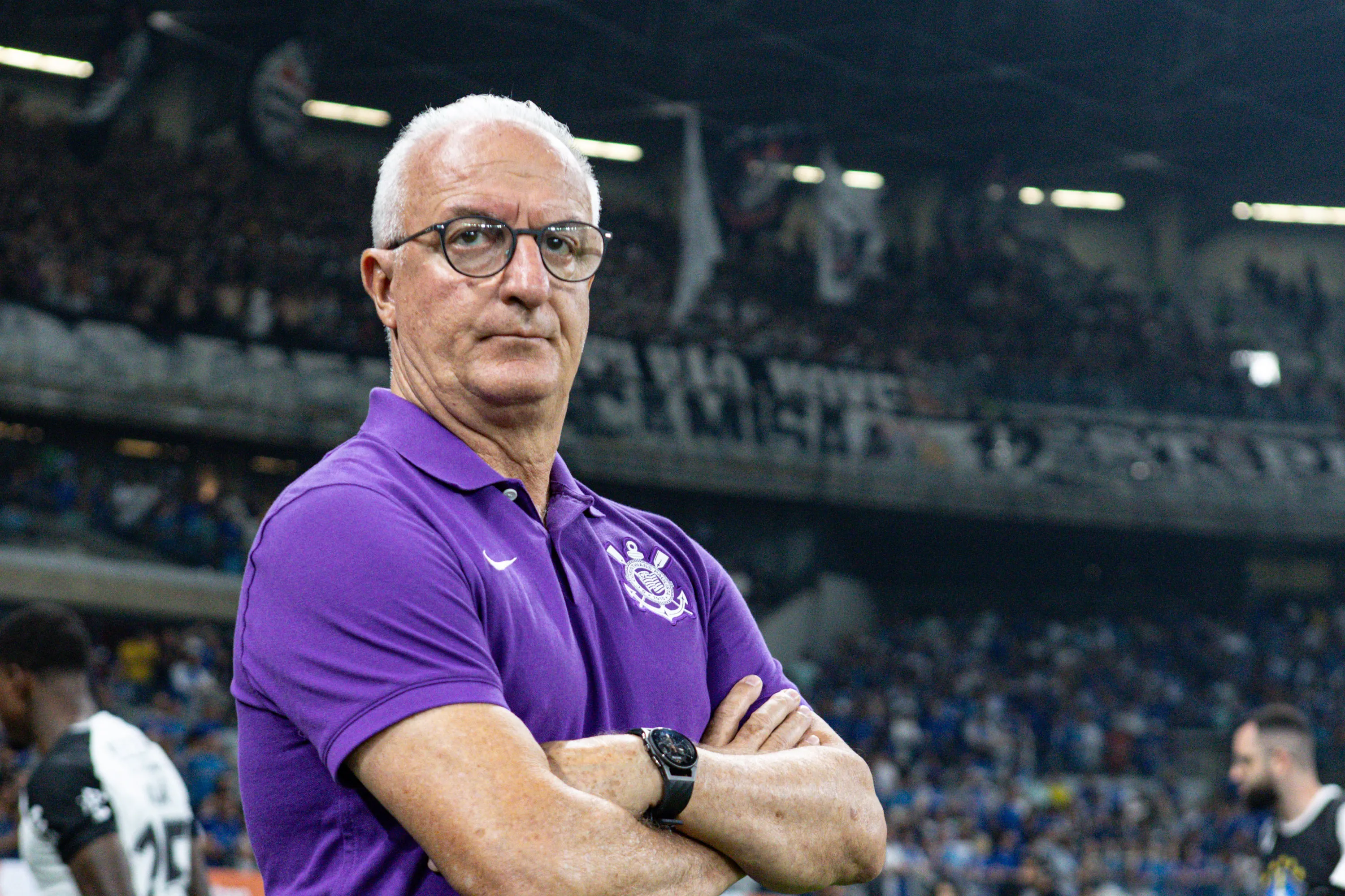 MG – BELO HORIZONTE – 10/12/2025 – COPA DO BRASIL 2025, CRUZEIRO X CORINTHIANS – Dorival Junior tecnico do Corinthians durante partida contra o Cruzeiro no estadio Mineirao pelo campeonato Copa Do Brasil 2025. Foto: Gilson Lobo/AGIF