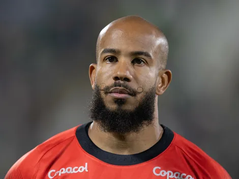 Santos quer quantia financeira para liberar Patrick ao Athlético-PR em 2026