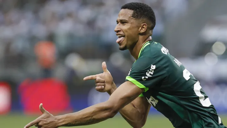 Murilo of Palmeiras celebrates after scoring the team's first goal during a match between Palmeiras and Ituano as part of Semi-finals of Campeonato Paulista (Sao Paulo State Championship) at Allianz Parque on March 19, 2023 in Sao Paulo, Brazil.