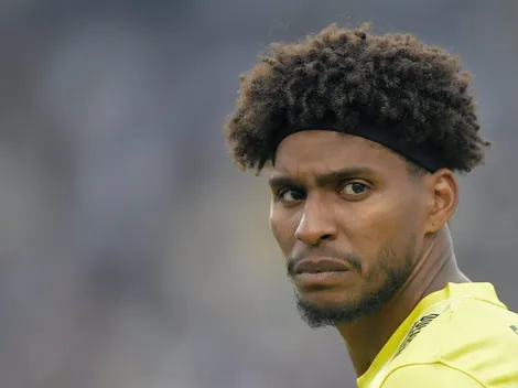 Alvo do Milan, Hugo Souza topa deixar o Corinthians e ir para o futebol europeu