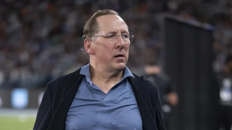 John Textor dono da saf do Botafogo após a partida contra o Racing no estádio Engenhão pelo campeonato Recopa Sul-americana 2025. Foto: Jorge Rodrigues/AGIF