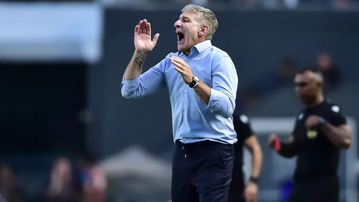 Martín Palermo, ex-técnico do Fortaleza. Foto: Mauro Horita/Getty Images