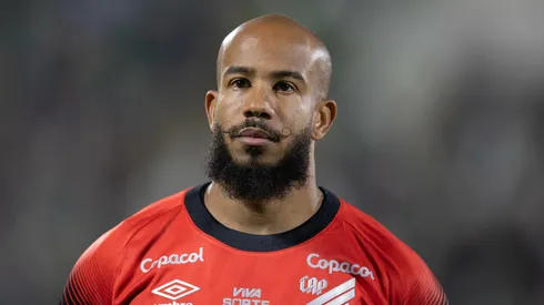 Athletico não contratará Patrick, do Santos, em definitivo.
