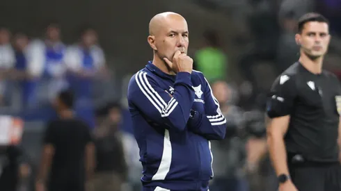 Leonardo Jardim tecnico do Cruzeiro durante partida contra o Corinthians no estadio Mineirao pelo campeonato Copa Do Brasil 2025. Foto: Gilson Lobo/AGIF