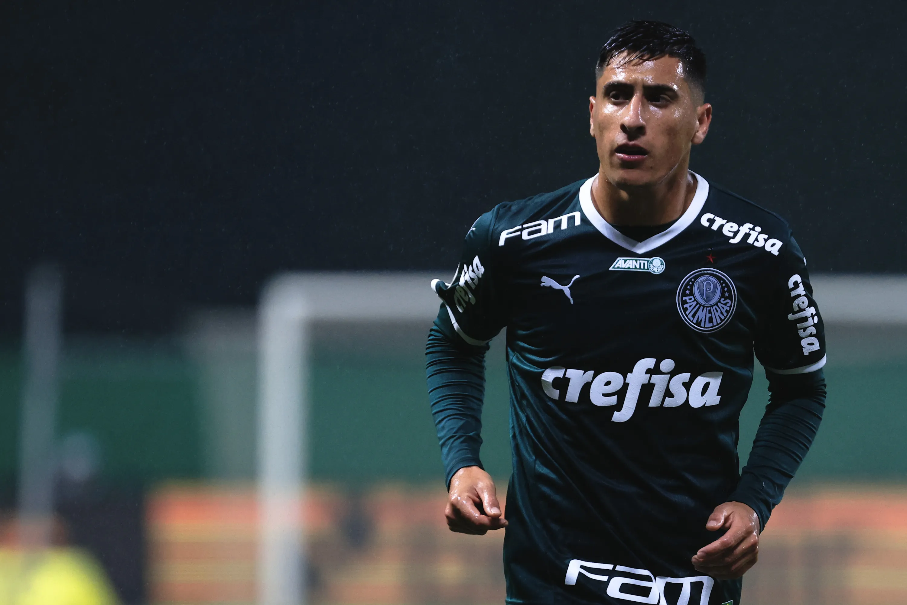 Miguel Merentiel com a camisa do Palmeiras em 2022 – Foto: Ettore Chiereguini/AGIF