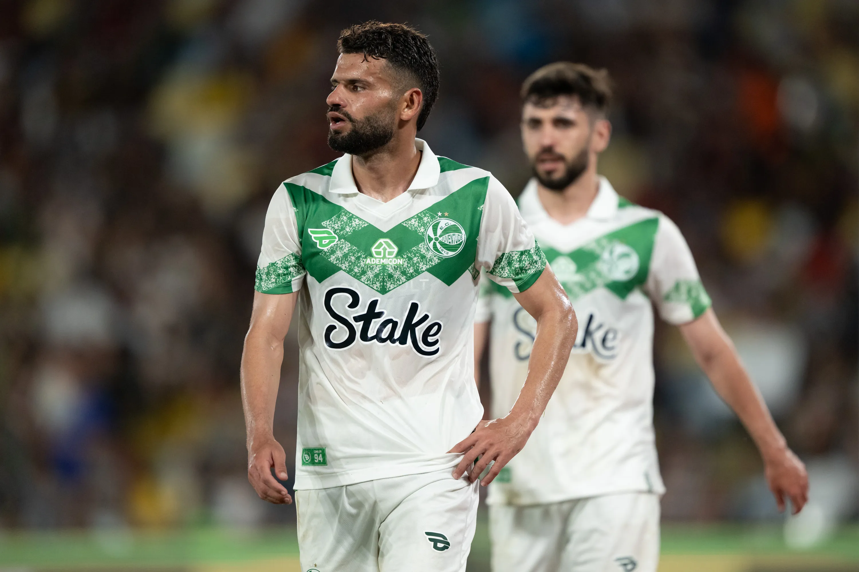 RJ – RIO DE JANEIRO – 16/10/2025 – BRASILEIRO A 2025, FLUMINENSE X JUVENTUDE – Jadson jogador do Juventude durante partida contra o Fluminense no estadio Maracana pelo campeonato Brasileiro A 2025. Foto: Jorge Rodrigues/AGIF