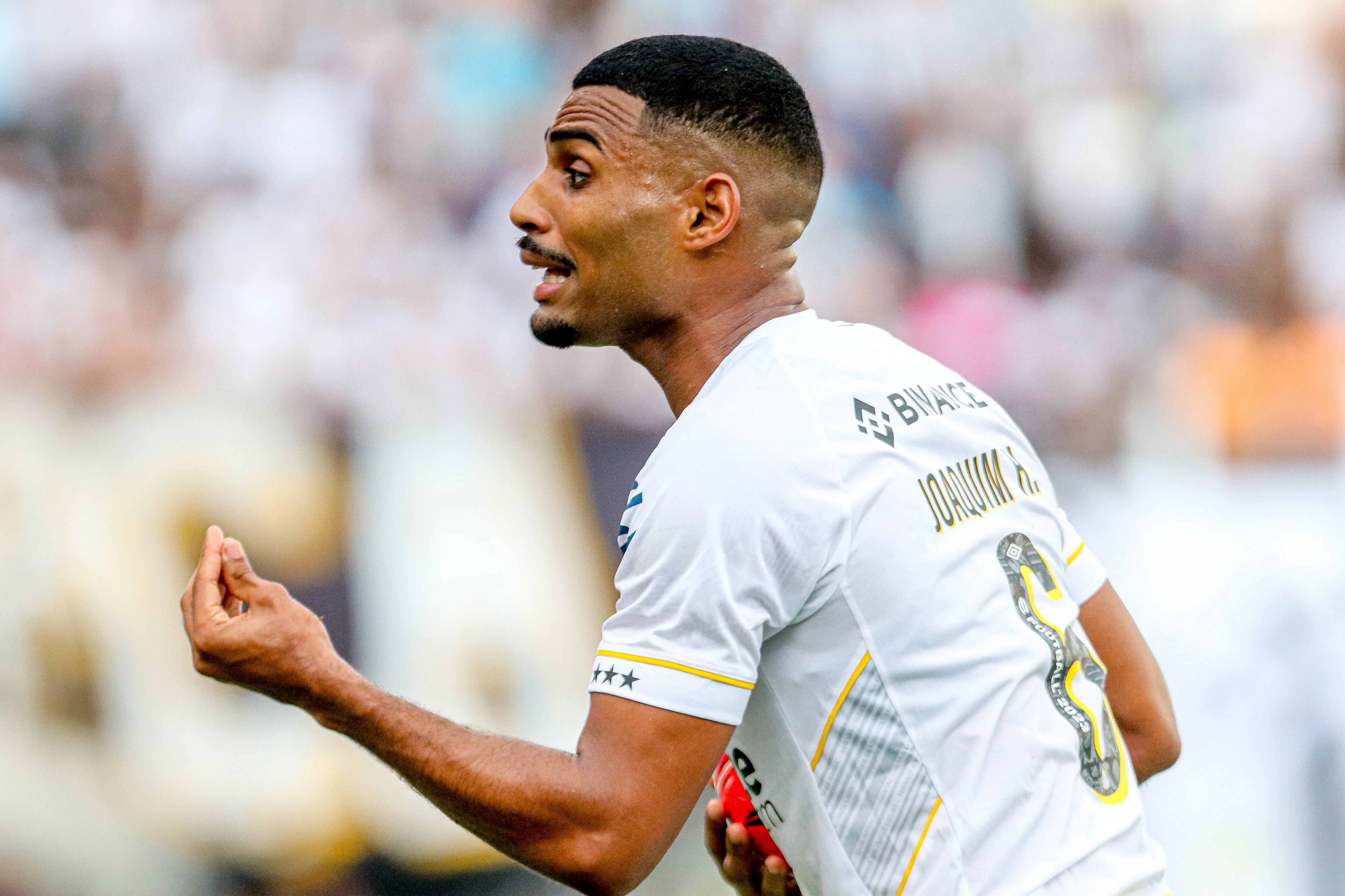 SP – SANTOS – 18/02/2024 – PAULISTA 2024, SANTOS X NOVORIZONTINO – Joaquim jogador do Santos lamenta durante partida contra o Novorizontino no estadio Vila Belmiro pelo campeonato Paulista 2024. Foto: Reinaldo Campos/AGIF