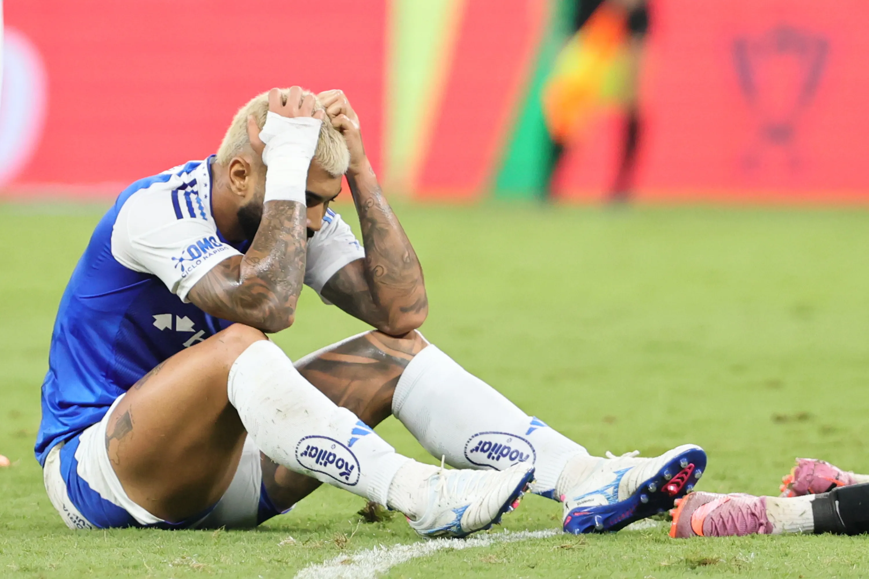 Gabriel Barbosa Gabigol jogador do Cruzeiro lamenta durante partida contra o Corinthians no estadio Mineirao pelo campeonato Copa Do Brasil 2025. Foto: Gilson Lobo/AGIF
