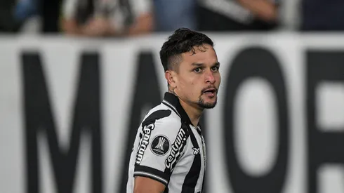 Artur, jogador do Botafogo