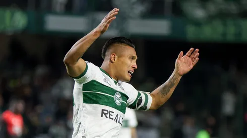 Sebastian Gomez jogador do Coritiba durante partida contra o Athletico-PR no estadio Couto Pereira pelo campeonato Brasileiro B 2025. Foto: Robson Mafra/AGIF