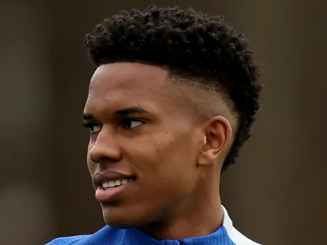 Estevão sofre uma lesão muscular e desfalca o Chelsea