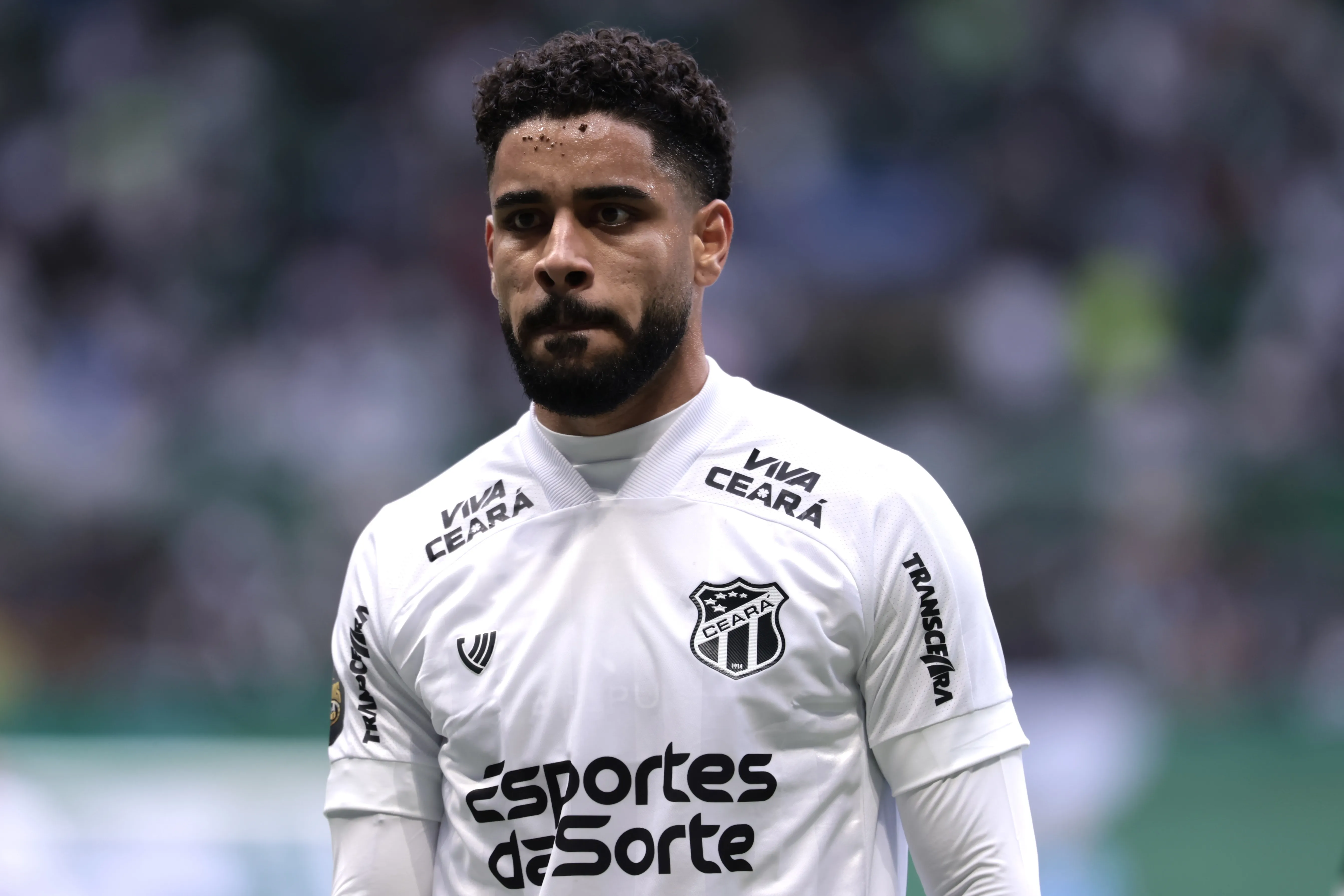 SP – SAO PAULO – 10/08/2025 – BRASILEIRO A 2025, PALMEIRAS X CEARA – Matheus Bahia jogador do Ceara durante partida contra o Palmeiras no estadio Arena Allianz Parque pelo campeonato Brasileiro A 2025. Foto: Marcello Zambrana/AGIF