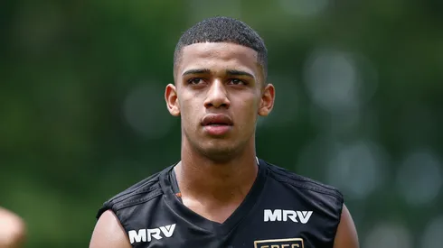 Brenner durante treino do Sao Paulo no CT Barra Funda.