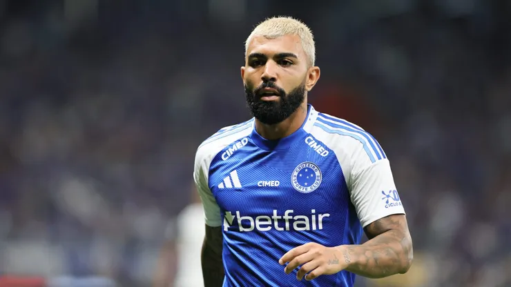 MG - BELO HORIZONTE - 10/12/2025 - COPA DO BRASIL 2025, CRUZEIRO X CORINTHIANS - Gabriel Barbosa Gabigol jogador do Cruzeiro durante partida contra o Corinthians no estadio Mineirao pelo campeonato Copa Do Brasil 2025. Foto: Gilson Lobo/AGIF