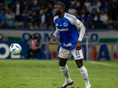 Cruzeiro anuncia a saída do atacante Bolasie após um ano
