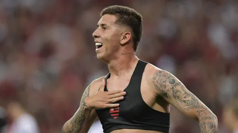 Felipe Teresa comemorando gol pelo Flamengo sub-20. Foto: Thiago Ribeiro/AGIF