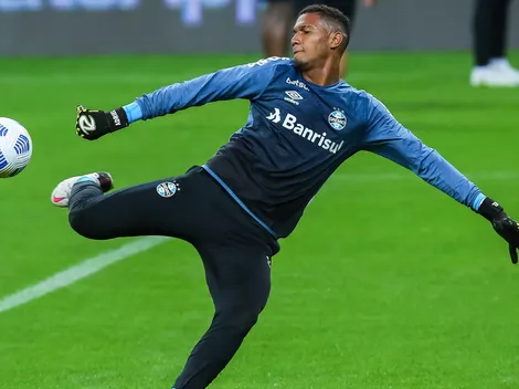 Torcida é contra volta de Adriel ao Grêmio