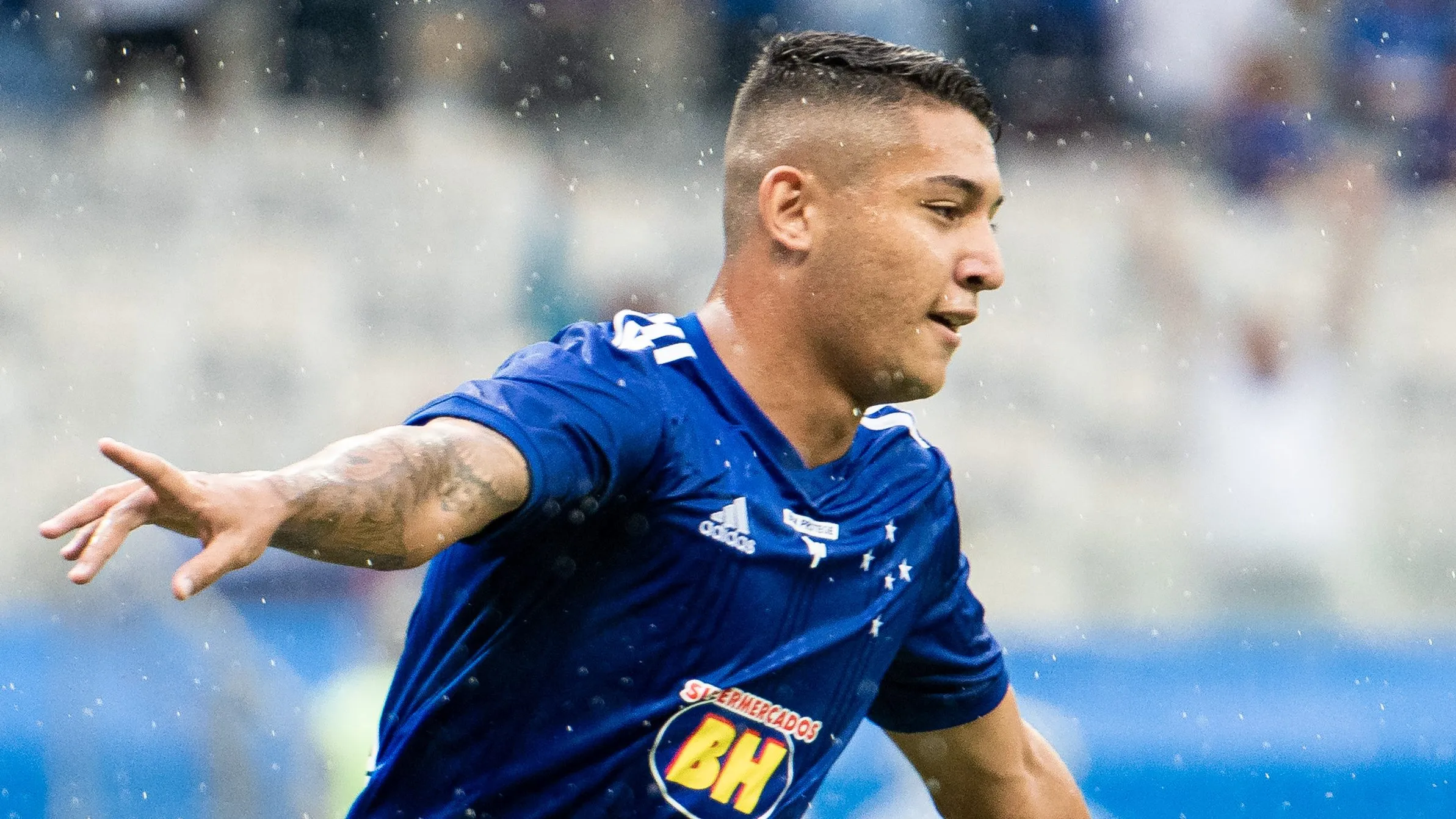 Pedro Bicalho em campo pelo Cruzeiro. Foto: Alessandra Torres/AGIF