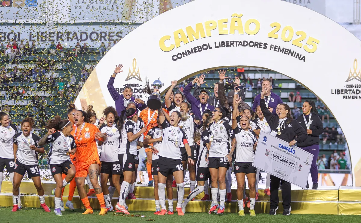 Corinthians arrecada mais de R$ 20 milhões no futebol feminino
