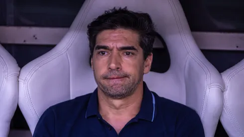 Abel Ferreira aprova empréstimo de Gilberto no Palmeiras.