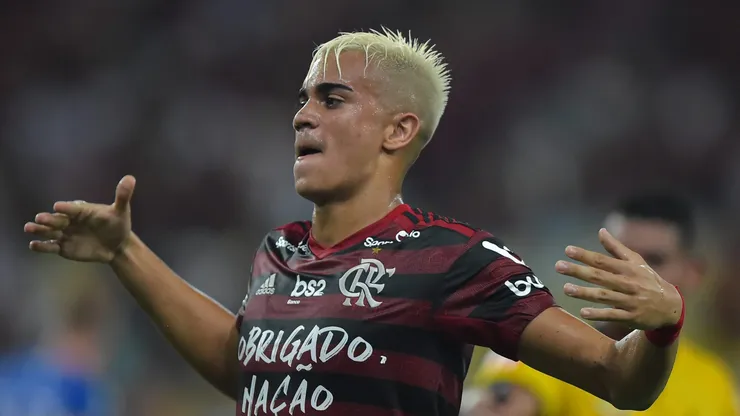 RJ - Rio de Janeiro - 05/12/2019 - Brasileiro A 2019, Flamengo x Avai - Reinier jogador do Flamengo comemora seu gol durante partida contra o Avai no estadio Maracana pelo campeonato Brasileiro A 2019. Foto: Thiago Ribeiro/AGIF