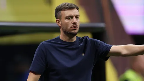 Martín Anselmi durante confronto entre Inter Miami x Porto no Mundial de Clubes de 2025.